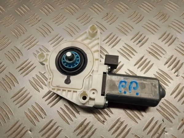 Oikean etuikkunan moottori VW ATLAS CROSS 2022 5Q4959802B image 2