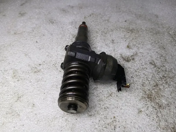 Inyector OEM 038130073BN para VW Touran 1.9 TDI image 5