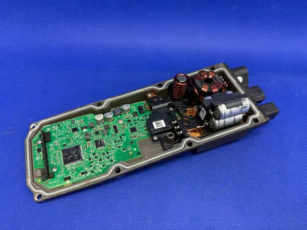Polttoainerata-moduuli OEM 4G0909144T/4G0909144Q Audi A6 C7 image 2