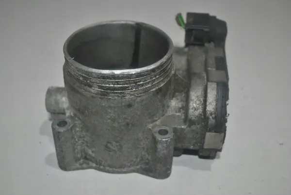 Drosselklappe Volvo XC70 2.4T 8677866 image 2