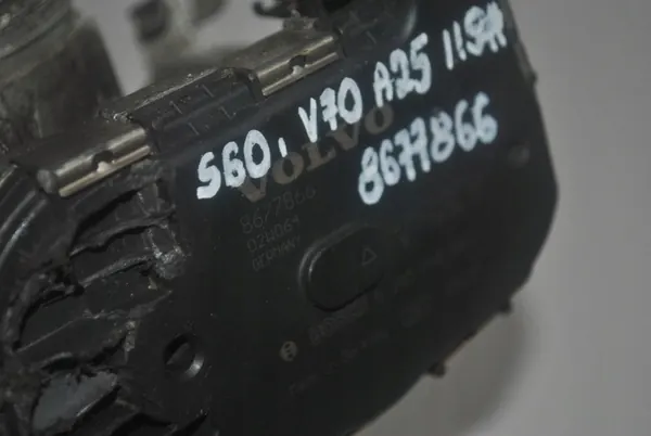 Drosselklappe Volvo XC70 2.4T 8677866 image 7