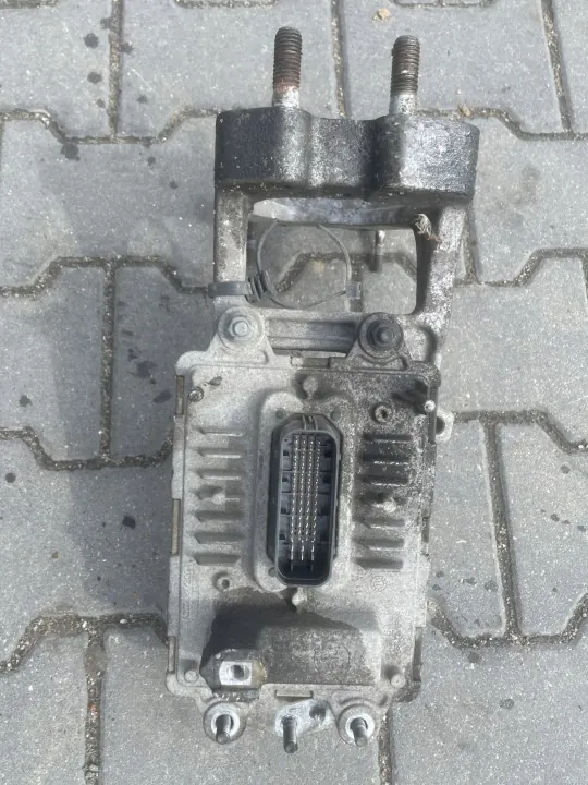 Volvo AdBlue-styrenhet Fäste OEM 21870075 image 3