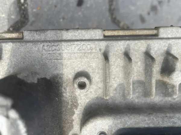 Volvo AdBlue-styrenhet Fäste OEM 21870075 image 5
