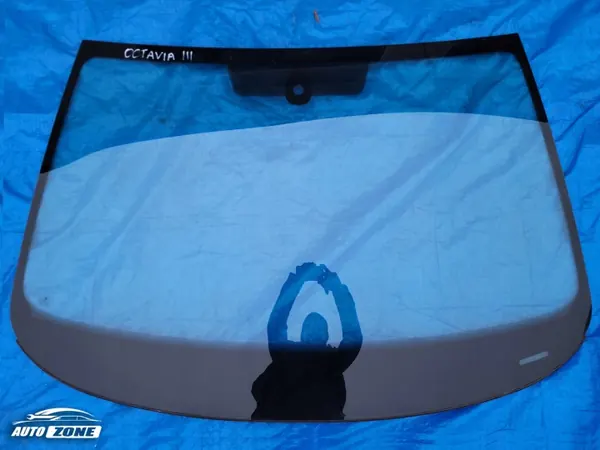 Skoda Octavia III Frontscheibe Sensor OEM 5E0845011 image 2