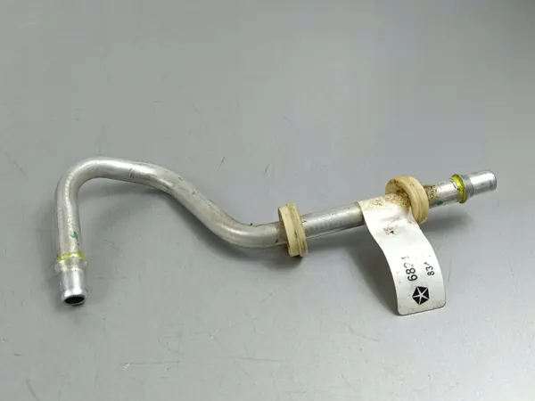 Jeep Grand Cherokee Oliekoelerleiding OEM 68244080AB image 2