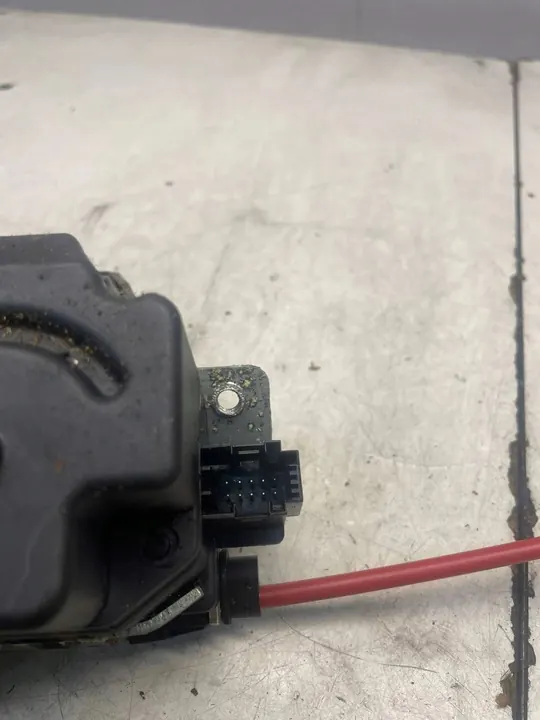 Baklucka lås Mercedes-Benz ML W164 2010 image 2