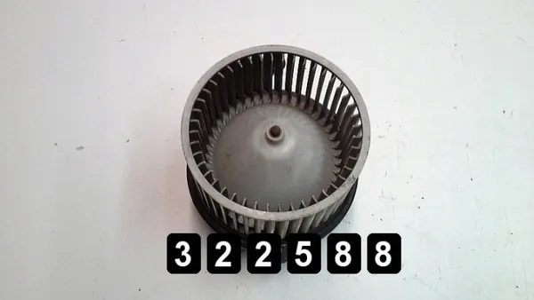 Käytetty Hyundai lämmityspuhallin OEM AM-322588 image 2