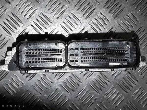 2004 VW Touareg ECU 2500 TDI 070906016F image 4