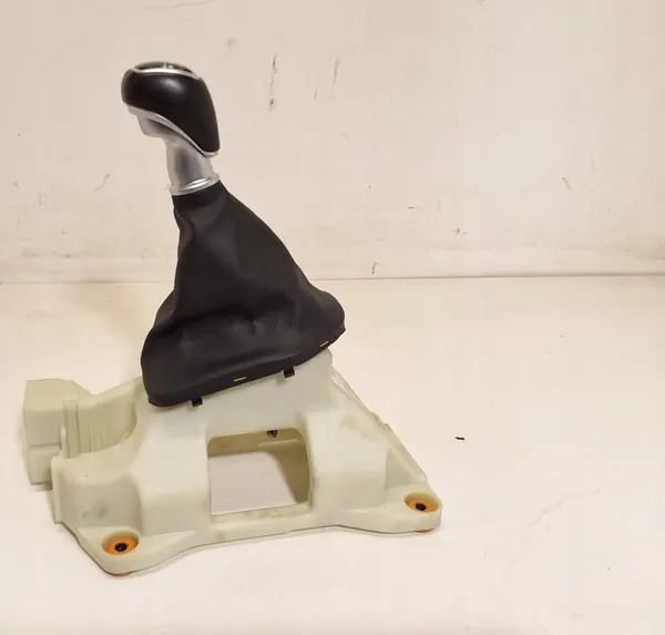 Sélecteur de vitesses OEM 43700-D7280 pour Hyundai Tucson III image 4