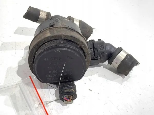 Extra Waterpomp Mercedes CLS A0005000900 image 3