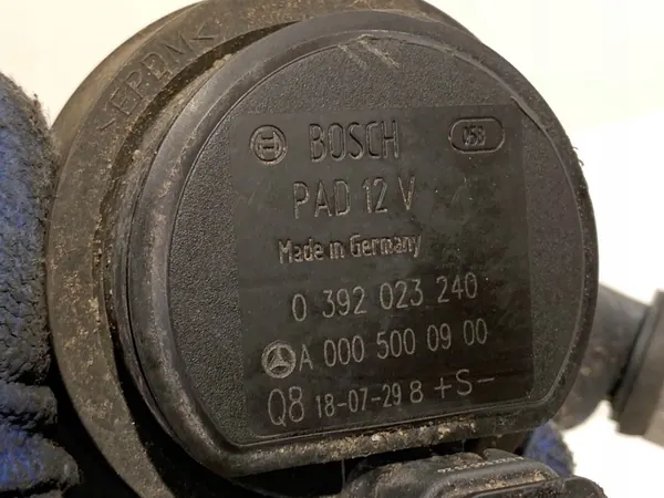 Extra Waterpomp Mercedes CLS A0005000900 image 4