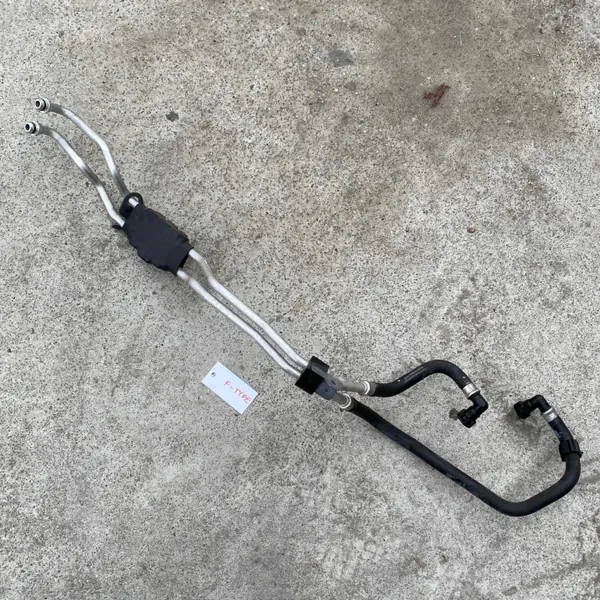 Conduto de óleo OEM T2R19299 para caixa Jaguar F-Type image 2