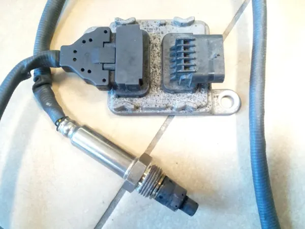 NOx-sensor OEM 55495596 voor Opel Astra K image 4