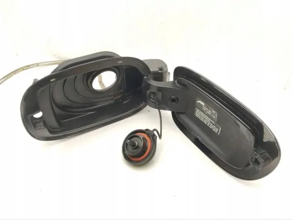 Porsche Kraftstofftankdeckel OEM 971809857A - Gebraucht image 3