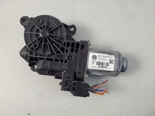 Moteur élévateur gauche avant OEM 6Q1959802E image 2