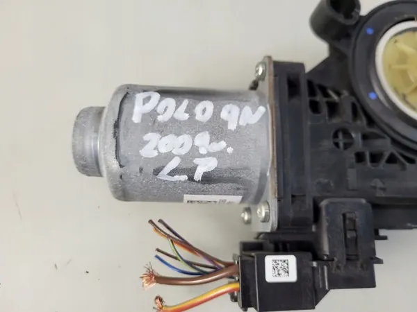 Moteur élévateur gauche avant OEM 6Q1959802E image 6