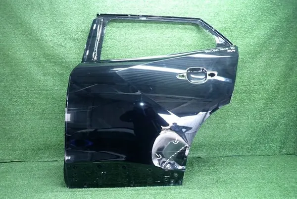 Puerta trasera izquierda OEM 5642 VIP para Peugeot 2008 II image 2