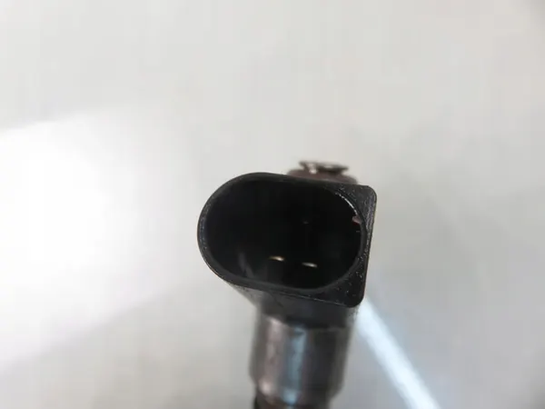 Iniettore carburante AUDI Q7 4.2 FSI, OEM 079906036C image 4