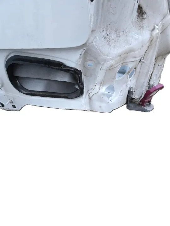 Audi A4 B9 Avant bagageutrymmspanel OEM LY9C image 10