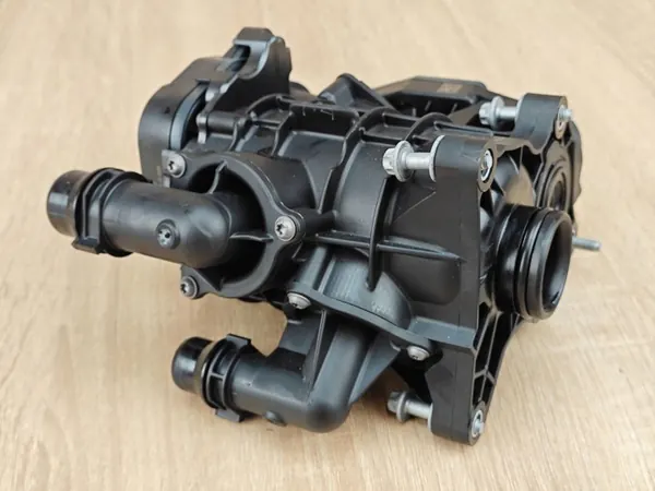 Carcasa termostato OEM 8642560 para BMW 530i G30 image 4