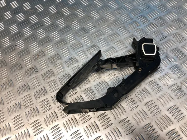 Gaspedaal MERCEDES CLK W209 LIFT 3.0 CDI A1703000404 image 2