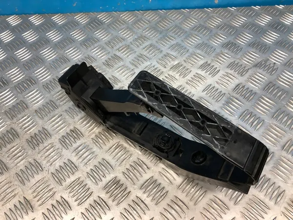 Gaspedaal MERCEDES CLK W209 LIFT 3.0 CDI A1703000404 image 4