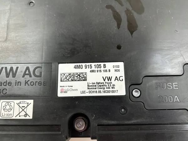 Audi Q7 4M Jännitemuunnin OEM 4M0915105B - Käytetty osa image 5