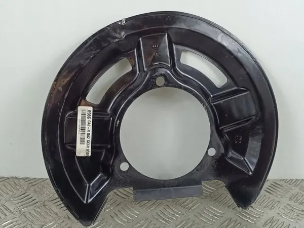 Kia EV6 Hintere Bremsabdeckung OEM FOB41050 image 2