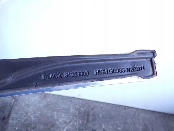Volvo V60 I kattokaide OEM 31253309 - Vasen/Oikea image 8