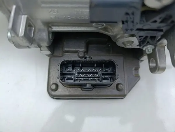 Jarru sylinteri OEM 68461813AB Chrysler Pacificalle image 8