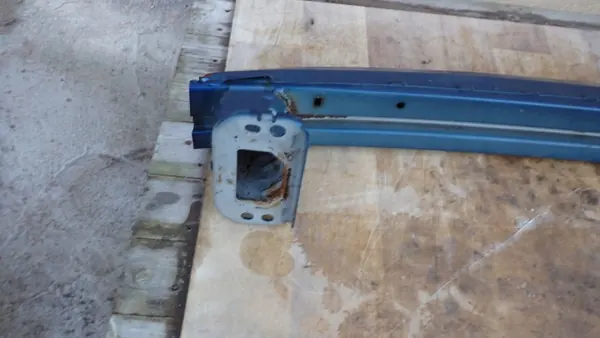 OEM framstötfjäderförstärkning Toyota Aygo I 05-12 image 9