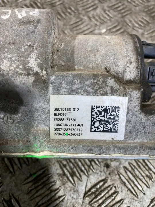Pompe de direction assistée Chrysler Pacifica OEM 38010133 image 3