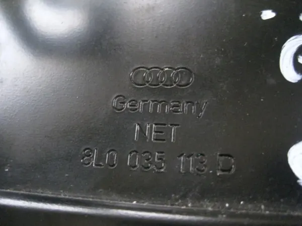 Audi CD-vaihtimen Nostin OEM 8L0035113D - Käytetty image 8