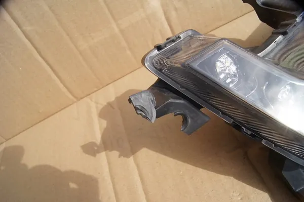 Lâmpada DRL LED Hyundai Ioniq 5 2021 esquerda OEM image 2