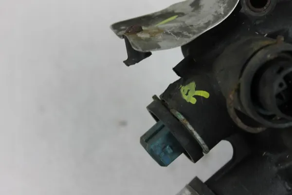 Termostatkåpa Volkswagen OE 025121115A image 7