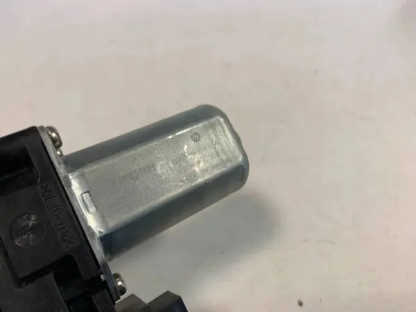 Volvo OEM 017544100 linkes hinteres Fensterhebermotor image 3