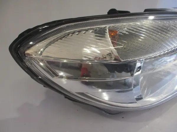 OEM LAMPA REFLEKTOR PRAWY SKODA FABIA II ROOMSTER LIFT image 3