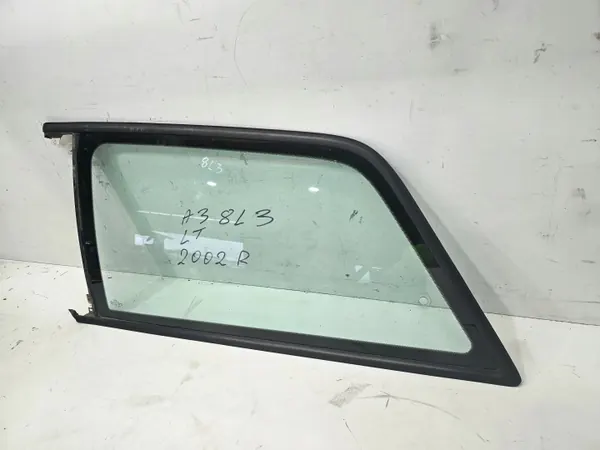 Vidro lateral esquerdo traseiro Audi A3 8L OEM 8L3847099 image 3