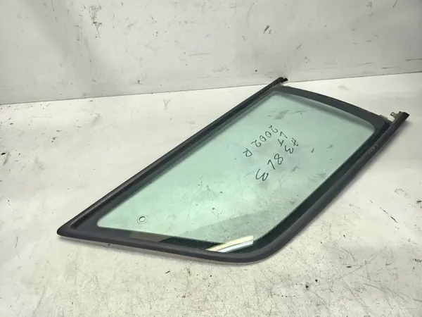 Vidro lateral esquerdo traseiro Audi A3 8L OEM 8L3847099 image 5