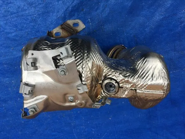 Mercedes A6541405401 FAP & Catalizador AdBlue - Usado image 6