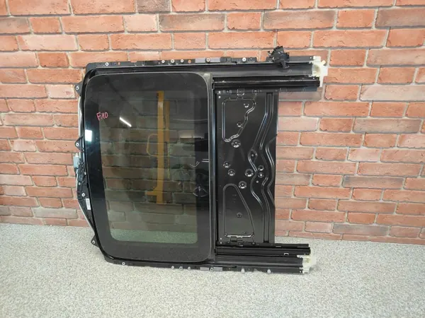 BMW F10 Schiebedachglas OEM 7382982 7231865 image 2