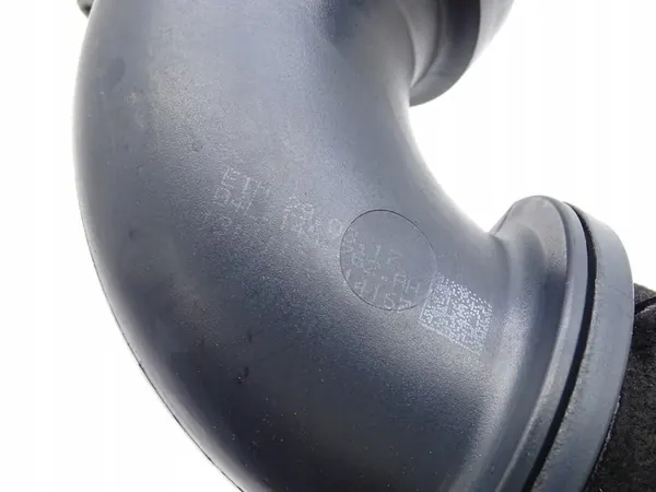 Tuyau d'air intercooler VW Passat B8 2.0 TDI image 3