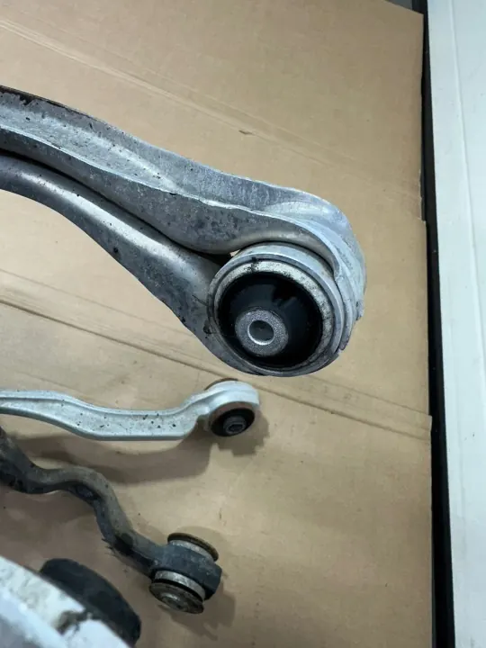 Etuvasen kiertonivel OEM A2303300138 Mercedes SL R230 image 5
