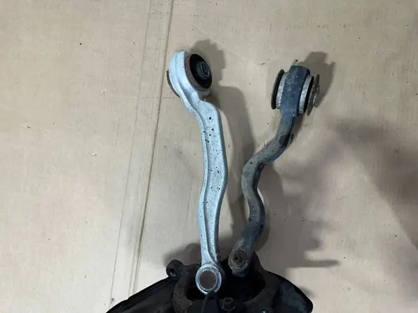 Etuvasen kiertonivel OEM A2303300138 Mercedes SL R230 image 8