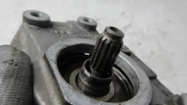 Pompe de direction Audi A8 S8 D3 OEM 4E0145156D image 5