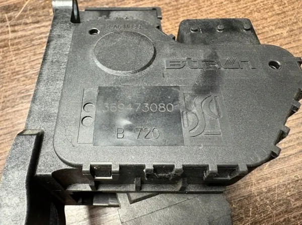 Gaspedaalpotentiometer OEM 1369473080 voor Fiat image 6
