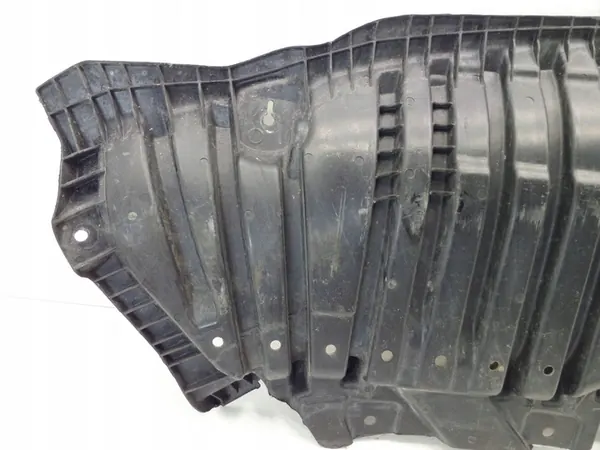 Bumper Onderplaat Mercedes-Benz C-Klasse W205 A2055200500 image 2