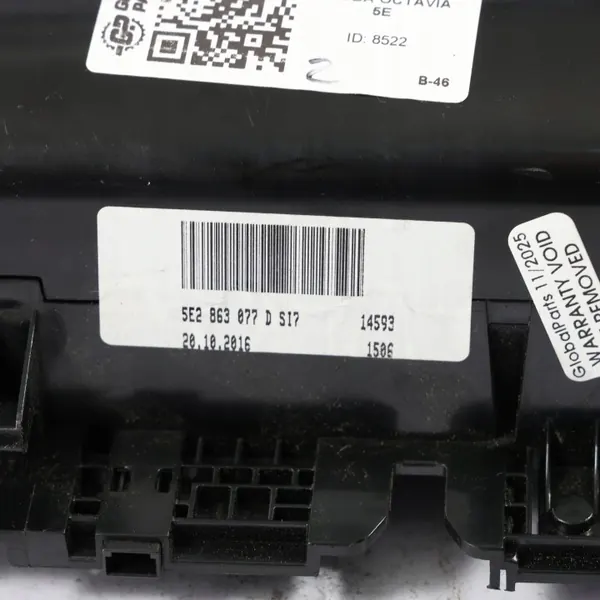 Cinzeiro Compartimento Consola Skoda Octavia 5E OEM 5E2863077D image 8
