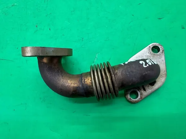 EGR Recirkulationsrör OEM 03G131521T VW Passat image 2