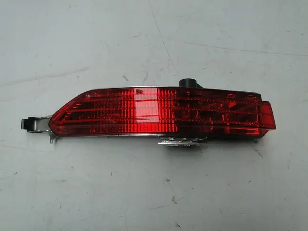 VW Touareg 2010-2014 Luz Trasera Derecha 7P6945702F image 2